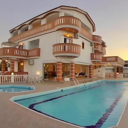 Hotel Alexandros 아무디아 외부 사진