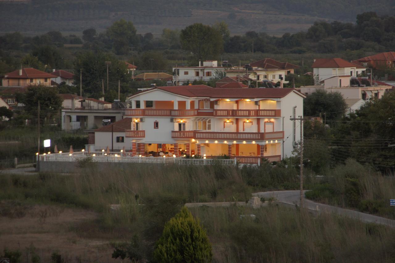 Hotel Alexandros 아무디아 외부 사진